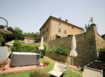 Halfvrijstaand huis in Vinci Toscane te koop 1