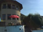 Porlezza-Lago-di-Lugano-villa-fronte-lago-con-giardino-e-piscina-7